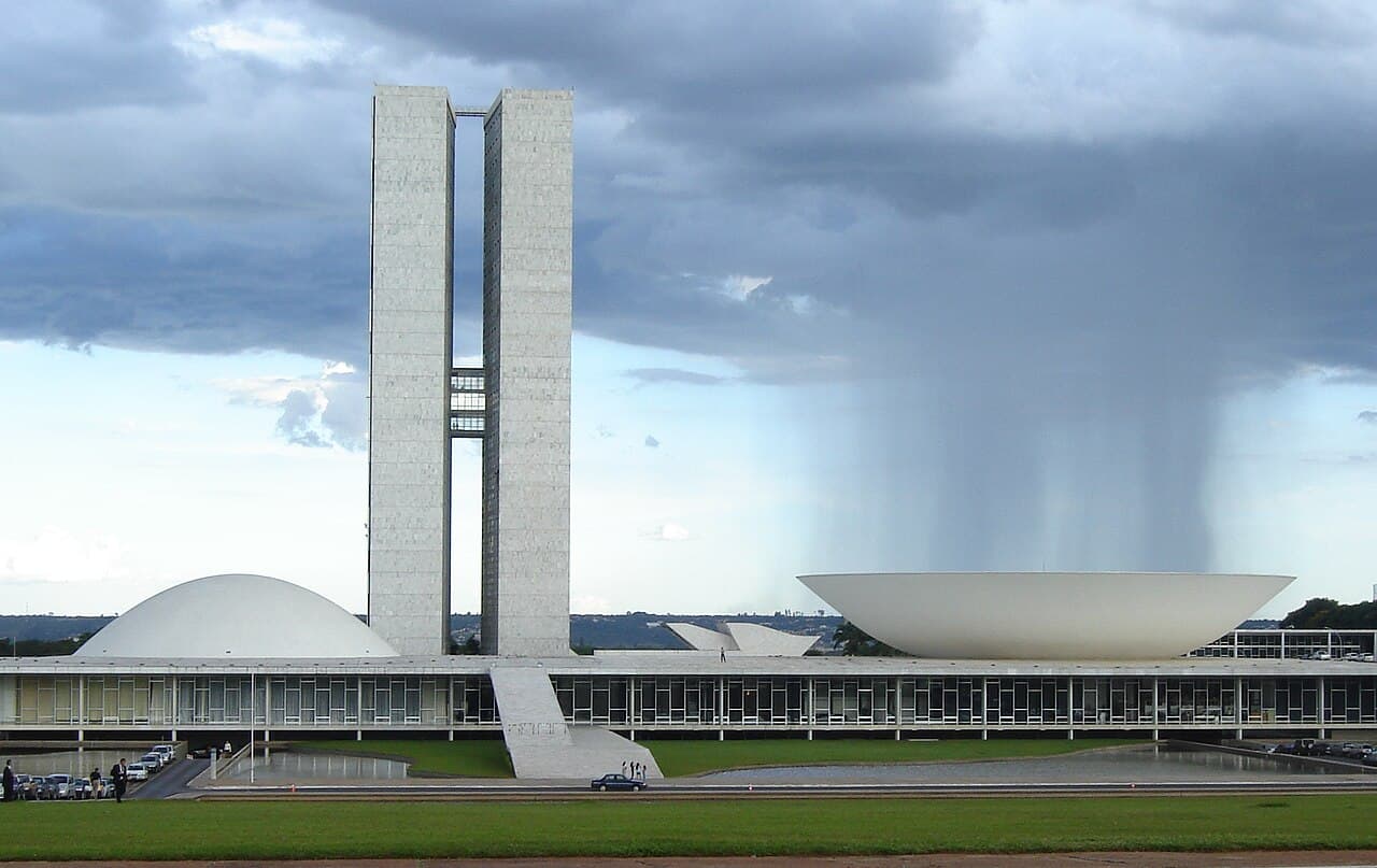 Brazil Congress Approves Fuel Tax Cut, Guarantees Zero Federal Tax and $231 Million Subsidy for Ethanol