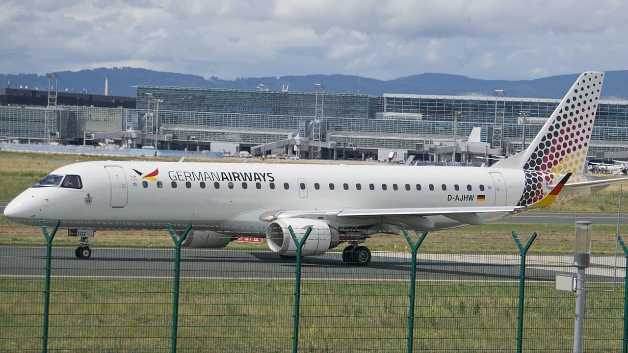Final Brazil Earnings Wave Kicks Off with Embraer, Itaúsa as JBS Shares Rally