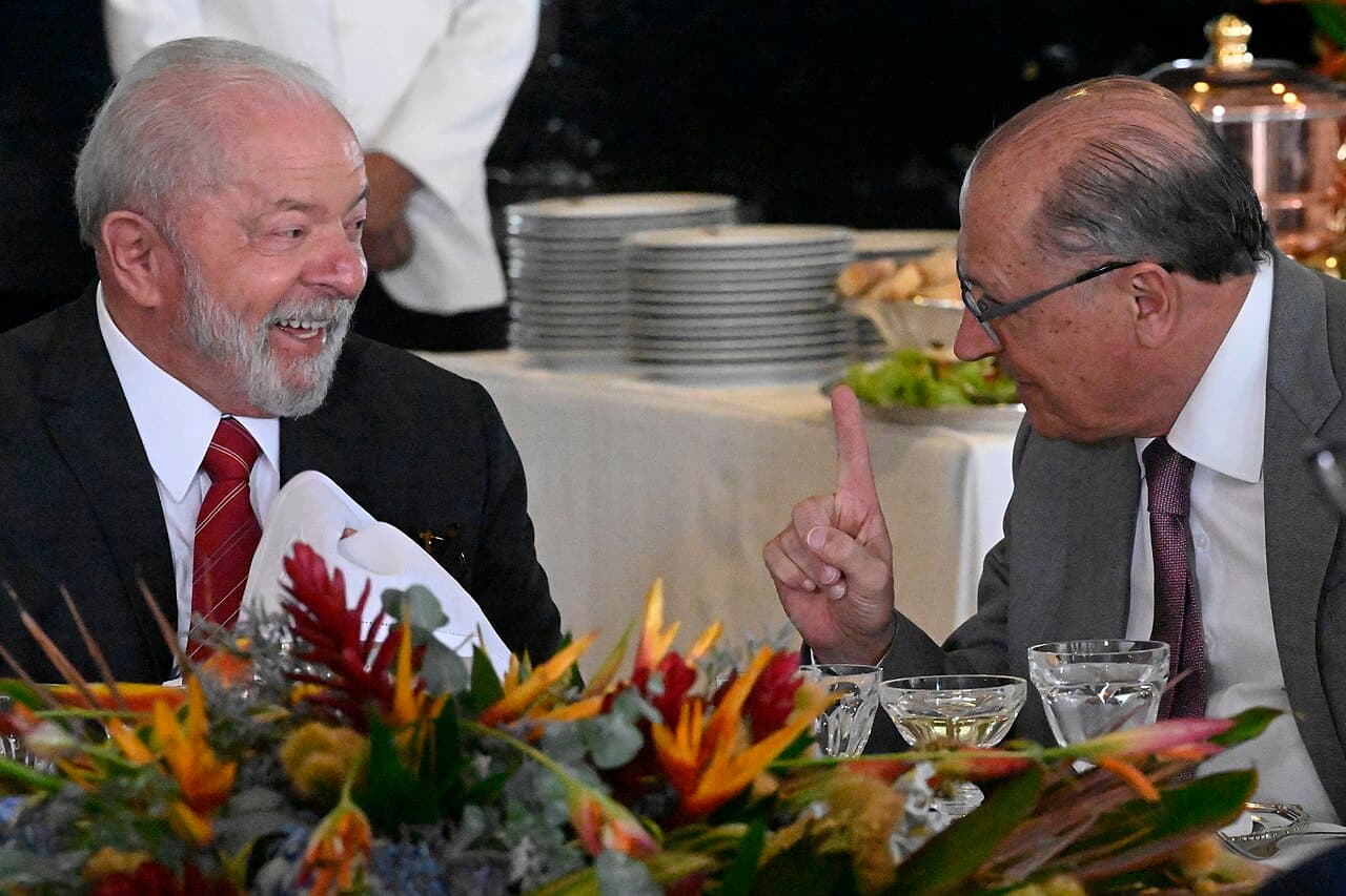 Lula Re-Election Platform Prioritizes Social Spending and State-Led Development Over Fiscal Austerity