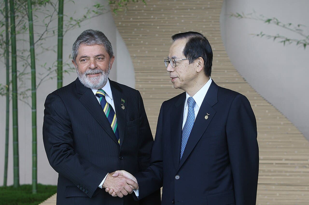 Oxford Economics Outlines Two Contending Economic Futures for Brazil's Next Government