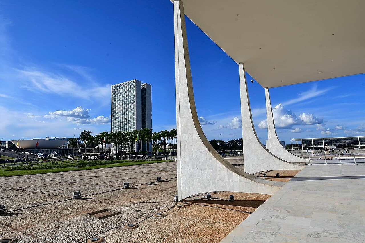 STF Hands Government R$ 16.5 Billion Tax Defeat Over ICMS Credits
