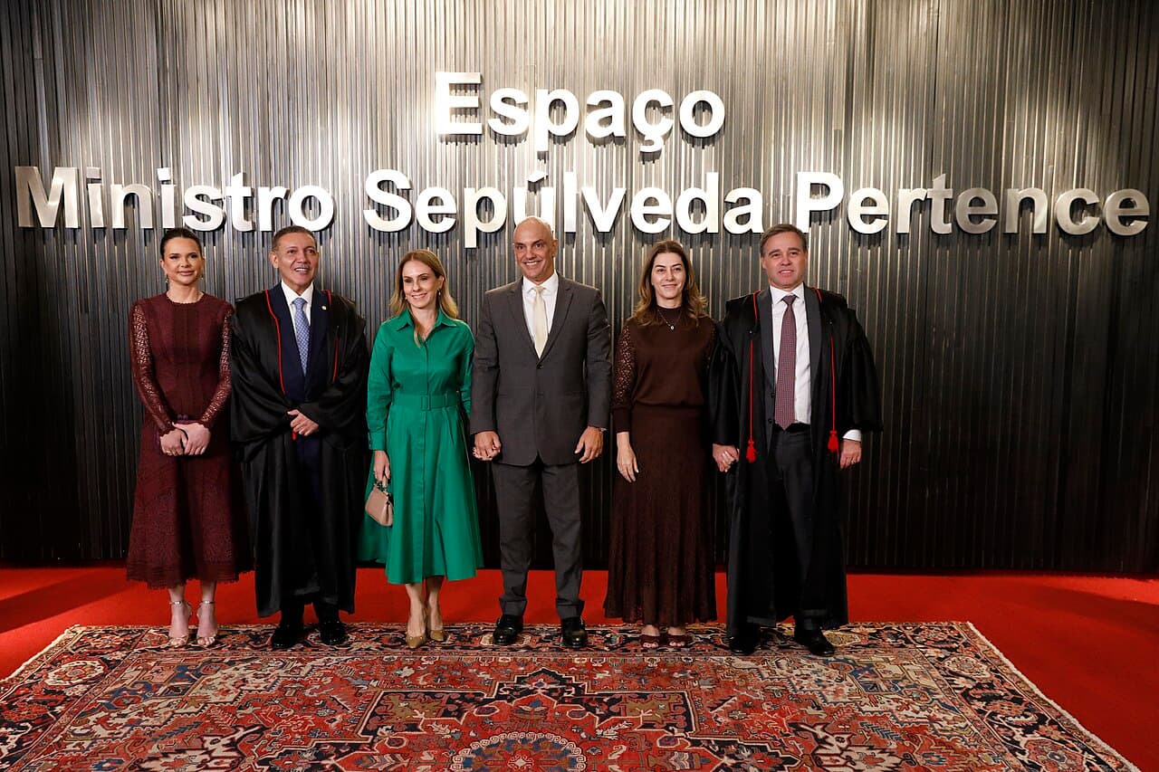 Supreme Court Feud Over Bank Fraud Investigation Plunges Brazil Into Institutional Crisis