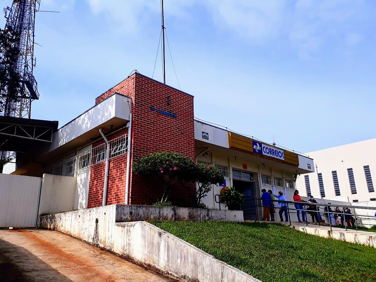 Adianta Jus Targets R$ 1.8B Correios Judicial Debt Market